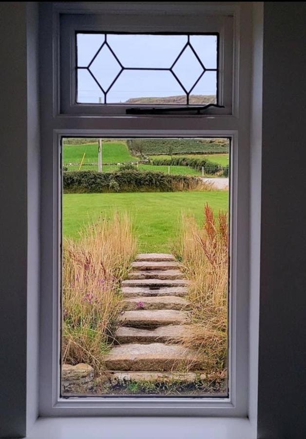 Cathleen'S Cottage Newry Exterior photo